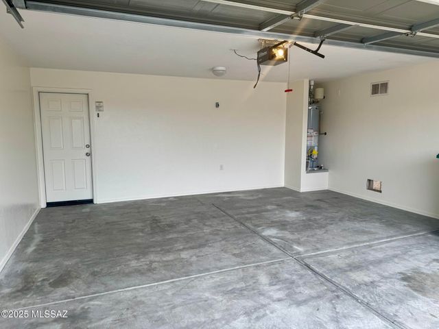 6070 N Panorama Park Drive, Tucson, AZ 85704