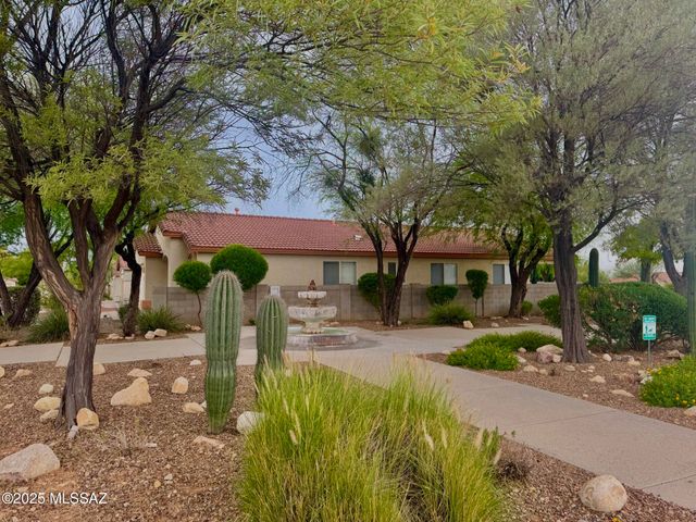 6070 N Panorama Park Drive, Tucson, AZ 85704