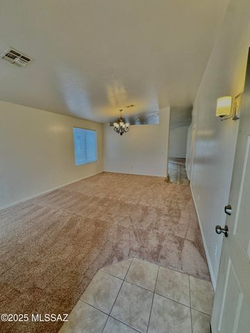 6070 N Panorama Park Drive, Tucson, AZ 85704