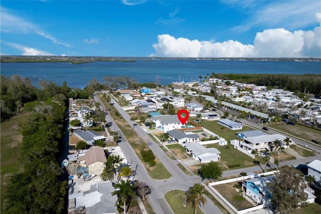 3719 118TH STREET W, Bradenton, FL 34210