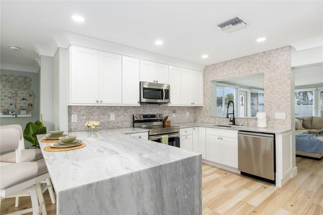 3719 118TH STREET W, Bradenton, FL 34210