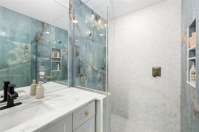 3719 118TH STREET W, Bradenton, FL 34210