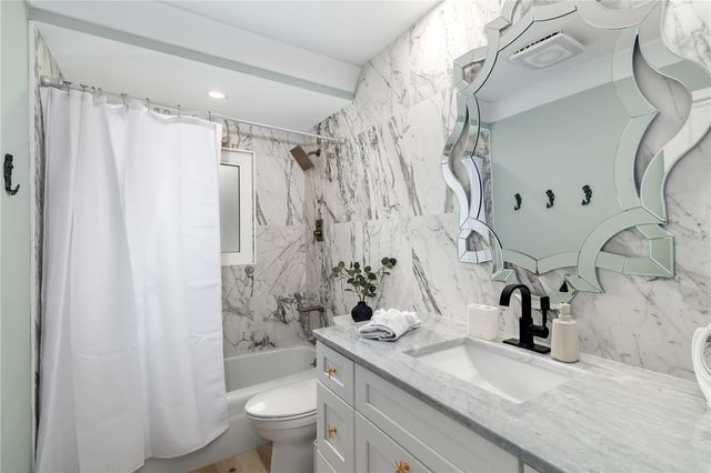 3719 118TH STREET W, Bradenton, FL 34210