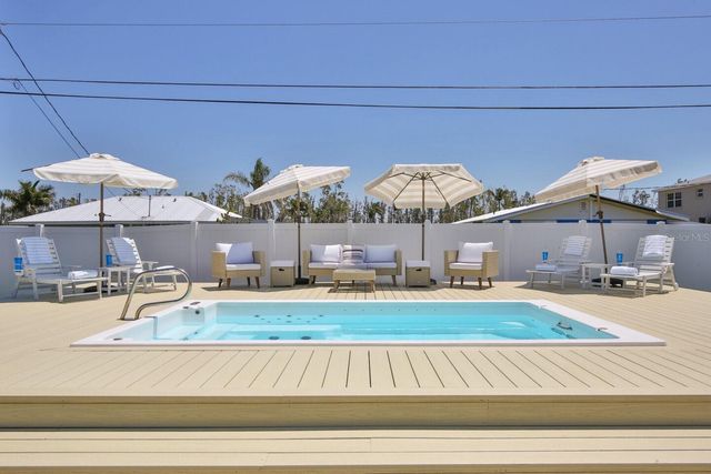 3719 118TH STREET W, Bradenton, FL 34210