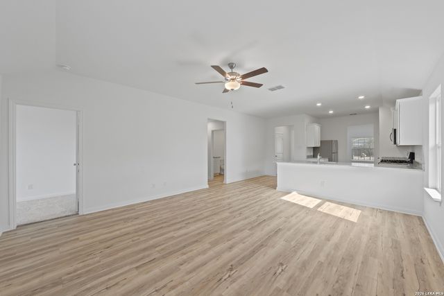 4022 Lena Gardens, Von Ormy, TX 78073