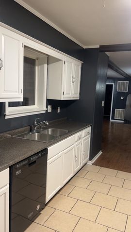 332 WAITS RD, Burlington Township, TN 38015