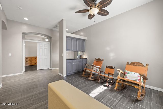 5618 S 100TH Avenue, Tolleson, AZ 85353