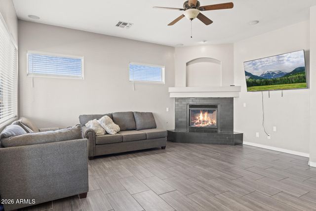 5618 S 100TH Avenue, Tolleson, AZ 85353