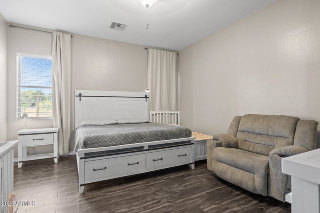 5618 S 100TH Avenue, Tolleson, AZ 85353