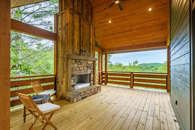 63 Granny Smith Lane, Ellijay, GA 30536