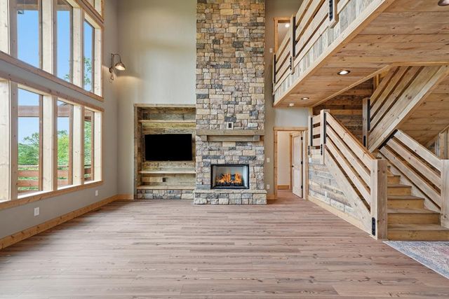 63 Granny Smith Lane, Ellijay, GA 30536