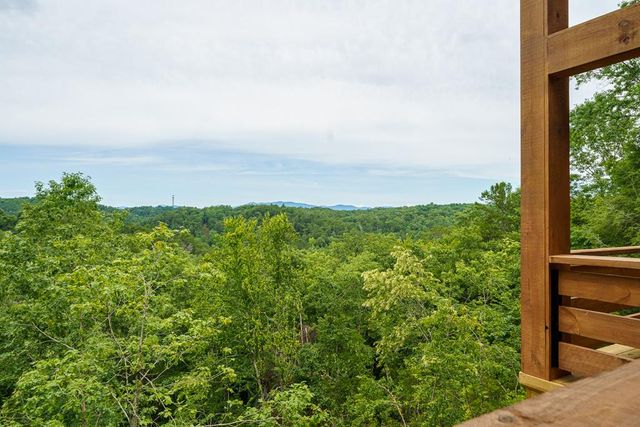 63 Granny Smith Lane, Ellijay, GA 30536