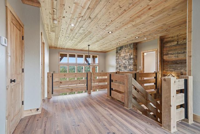 63 Granny Smith Lane, Ellijay, GA 30536