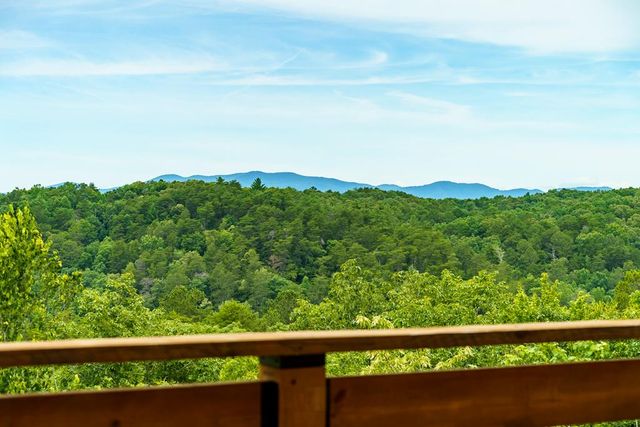 63 Granny Smith Lane, Ellijay, GA 30536