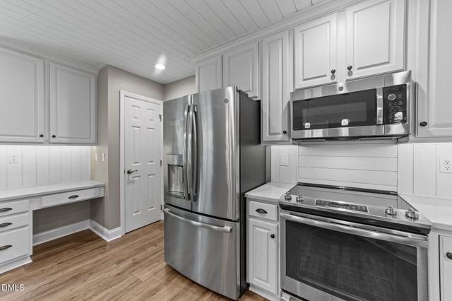 6820 Oviedo Drive, Raleigh, NC 27603