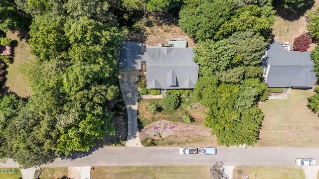 6820 Oviedo Drive, Raleigh, NC 27603