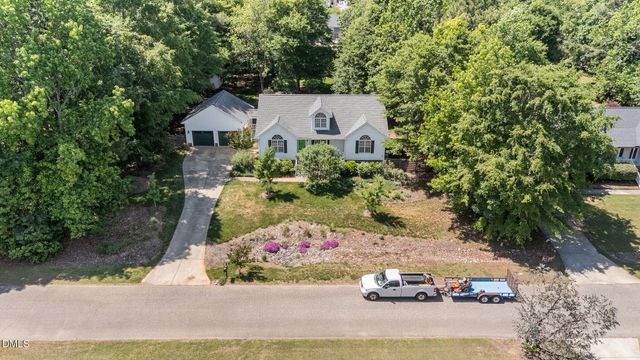 6820 Oviedo Drive, Raleigh, NC 27603