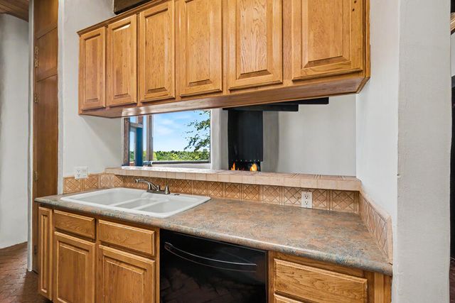 9661 Asbury Court NW, Albuquerque, NM 87114