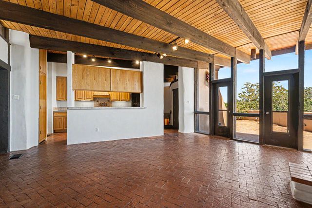 9661 Asbury Court NW, Albuquerque, NM 87114