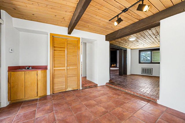 9661 Asbury Court NW, Albuquerque, NM 87114