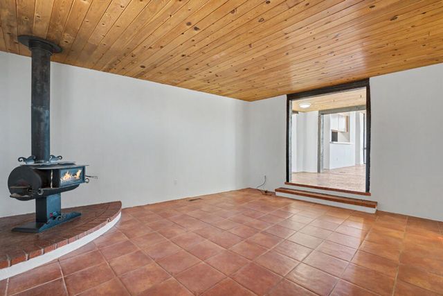 9661 Asbury Court NW, Albuquerque, NM 87114