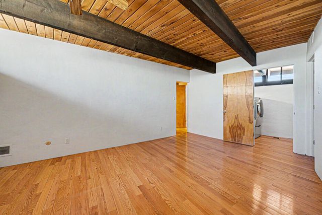 9661 Asbury Court NW, Albuquerque, NM 87114