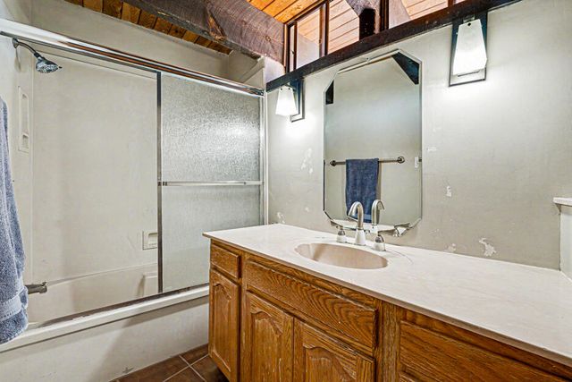 9661 Asbury Court NW, Albuquerque, NM 87114