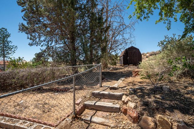 9661 Asbury Court NW, Albuquerque, NM 87114