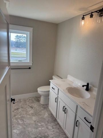 5531 Cottage Lane, Eau Claire, WI 54701