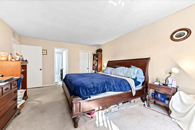 1951 NE 2nd Avenue 101i, Wilton Manors, FL 33305