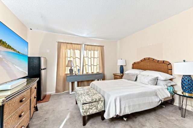 1951 NE 2nd Avenue 101i, Wilton Manors, FL 33305