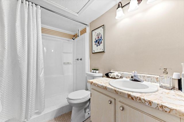 1951 NE 2nd Avenue 101i, Wilton Manors, FL 33305