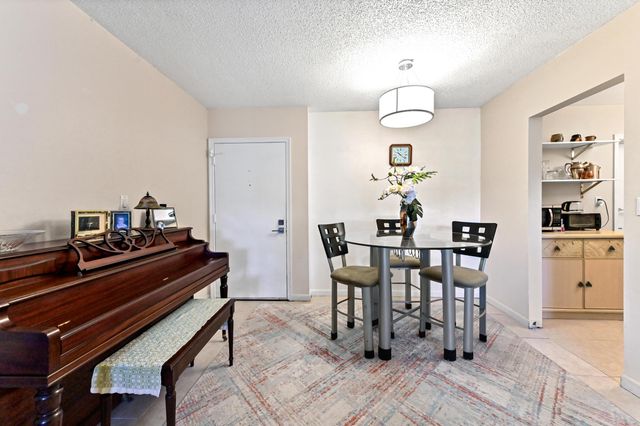 1951 NE 2nd Avenue 101i, Wilton Manors, FL 33305