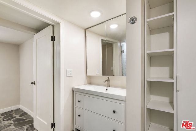 937 N Beverly Glen Boulevard, Los Angeles, CA 90077