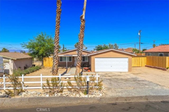 5665 Lupine Avenue, 29 Palms, CA 92277