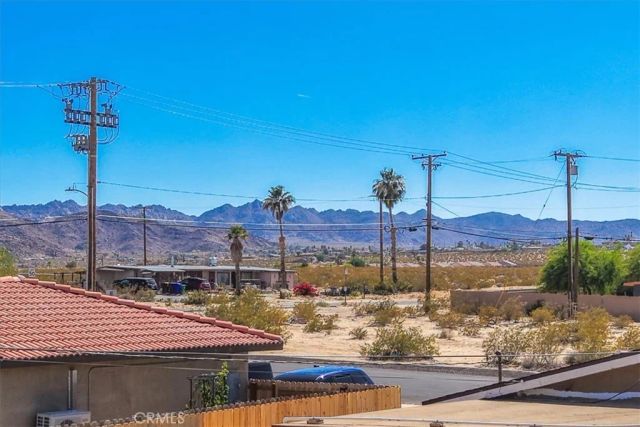 5665 Lupine Avenue, 29 Palms, CA 92277