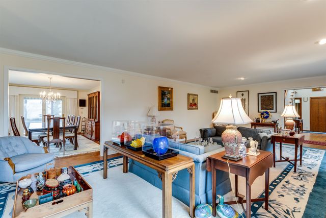 1715 N Cypress St, Wichita, KS 67206