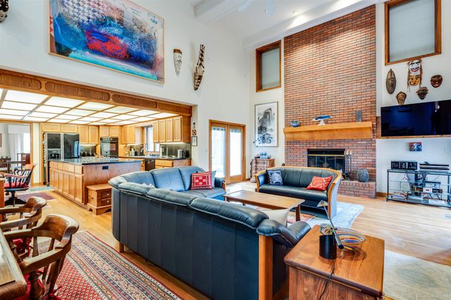 1715 N Cypress St, Wichita, KS 67206