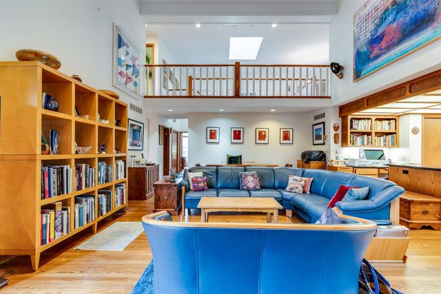 1715 N Cypress St, Wichita, KS 67206