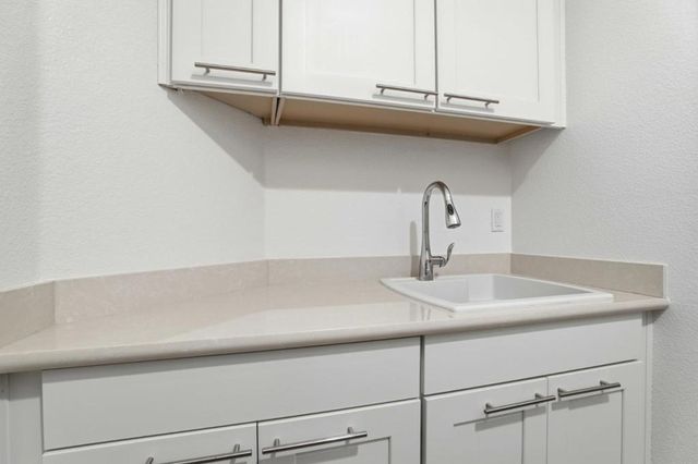 6060 Charlotte Drive, San Jose, CA 95123