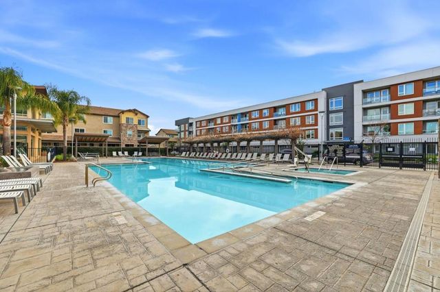 6060 Charlotte Drive, San Jose, CA 95123