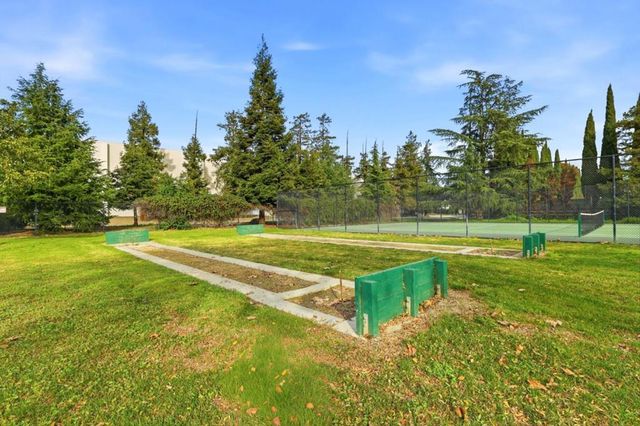 6060 Charlotte Drive, San Jose, CA 95123