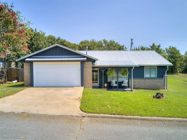 201 Lackey Drive, Eufaula, OK 74432