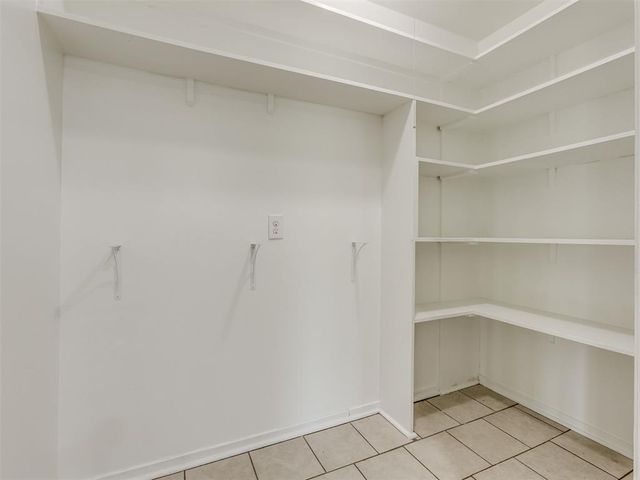 201 Lackey Drive, Eufaula, OK 74432