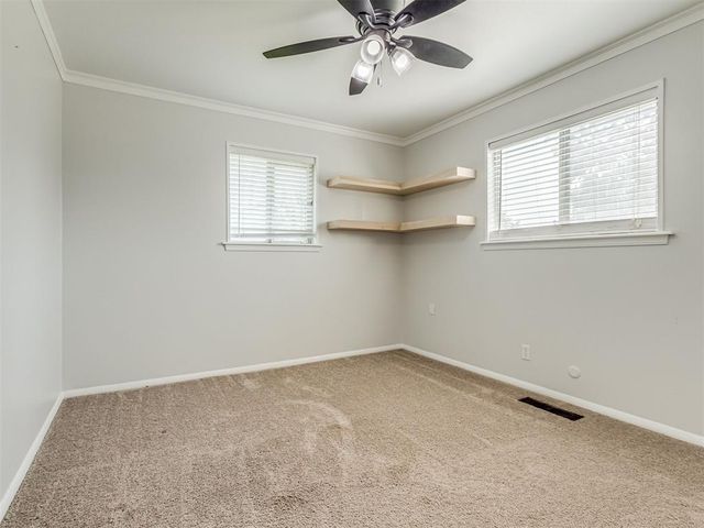 201 Lackey Drive, Eufaula, OK 74432