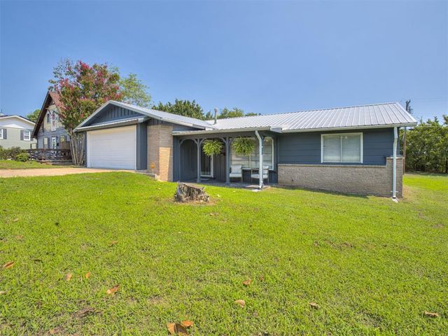 201 Lackey Drive, Eufaula, OK 74432