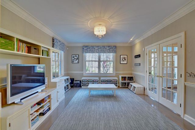 10 Wingate Court, Stratham, NH 03885