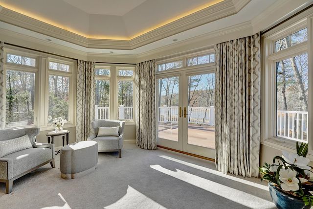 10 Wingate Court, Stratham, NH 03885