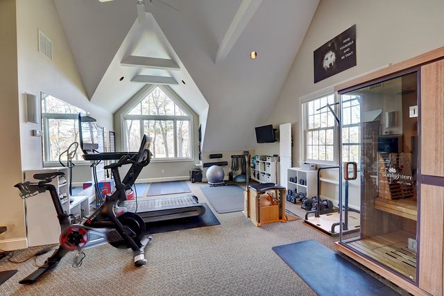 10 Wingate Court, Stratham, NH 03885