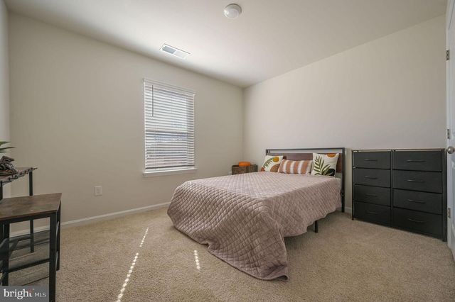 13 CASTERLINE CT, Dover, DE 19901